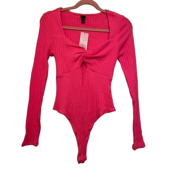 NWT Wild Fable Twist Front Hot Pink Bodysuit Size Medium - Picture 1 of 8